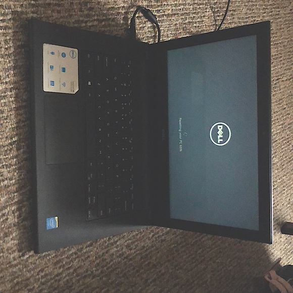 Dell laptop inspiron14 3000 Series - Picture 1 of 1